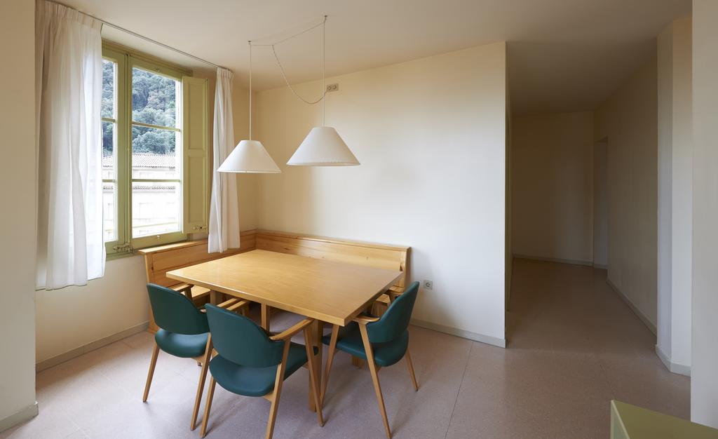 Apartamentos Montserrat Abat Marcet Rum bild