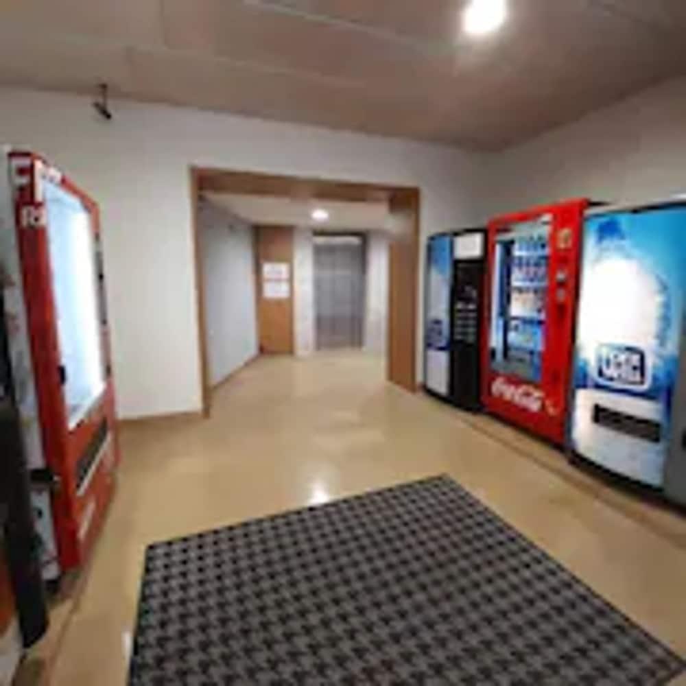 Apartamentos Montserrat Abat Marcet Exteriör bild
