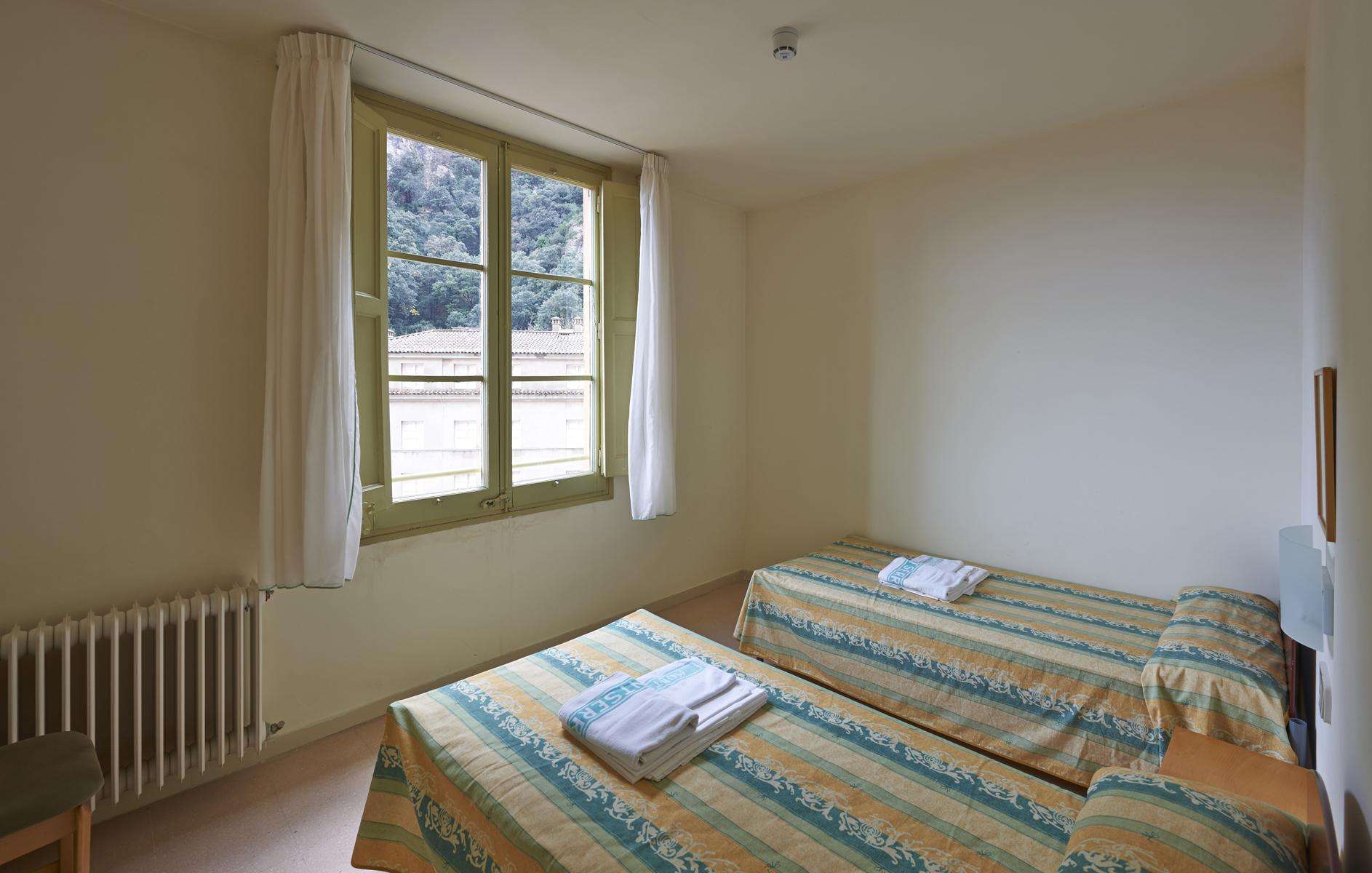 Apartamentos Montserrat Abat Marcet Exteriör bild