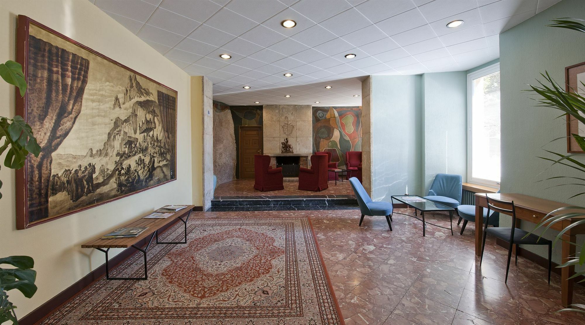 Apartamentos Montserrat Abat Marcet Exteriör bild